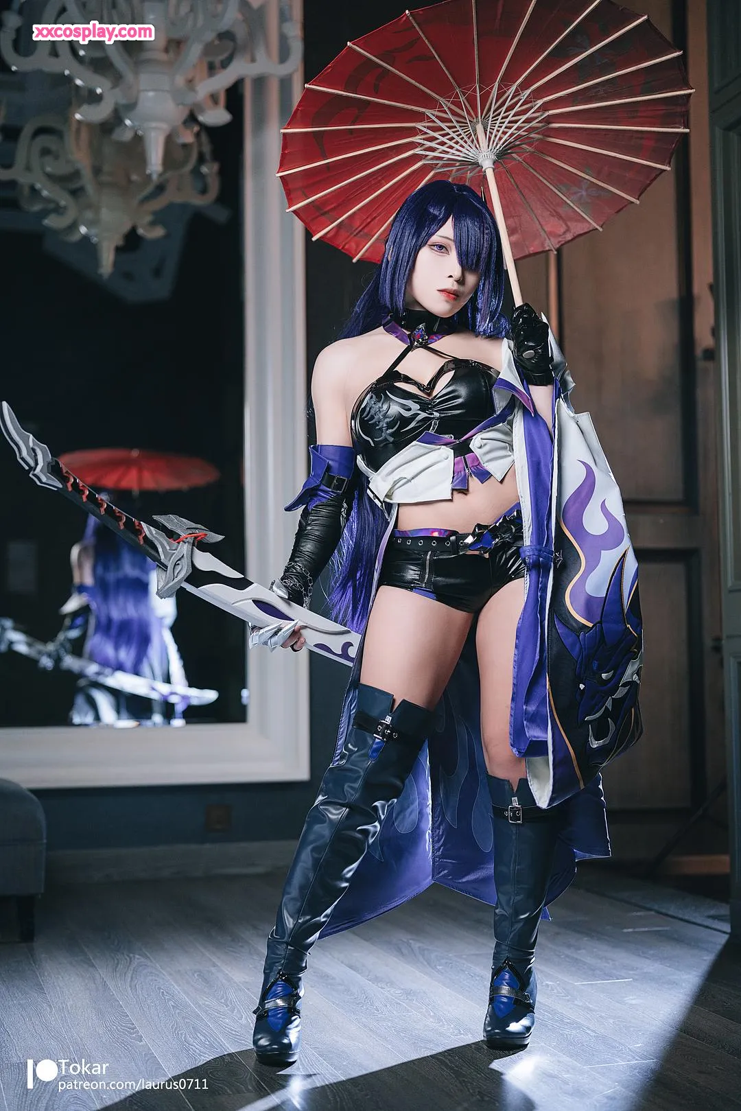 Tokar as Acheron: Seductive Honkai Star Rail Cosplay